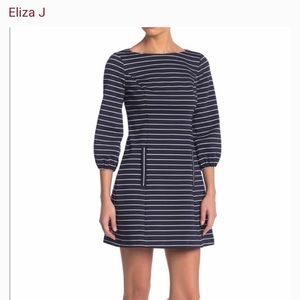 NWT Eliza J Sz 8P Navy blue  Long sleeve Cutout Shift Dress